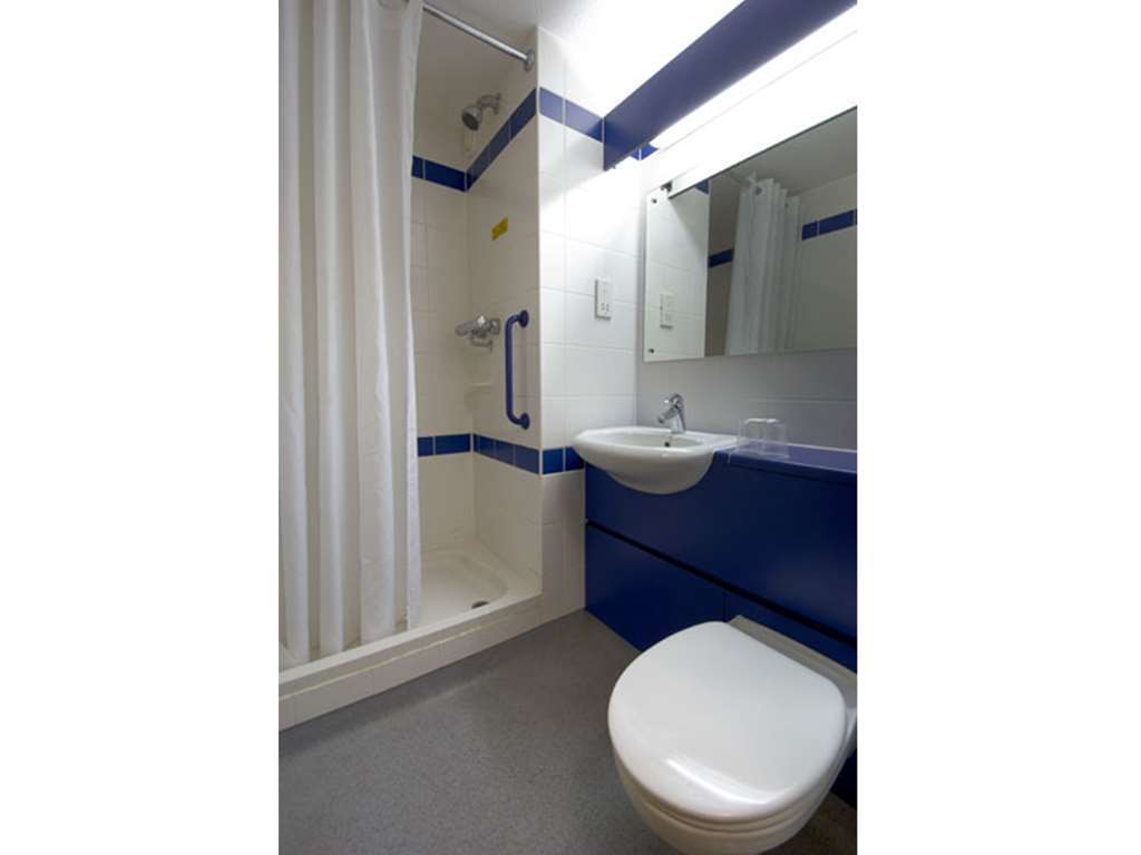 Travelodge Ashford Δωμάτιο φωτογραφία